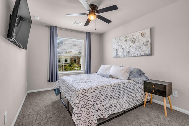 2389 Tavo Trail Drive, Conroe, TX 77301
