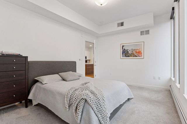 1240 S 2nd Street 221, Minneapolis, MN 55415