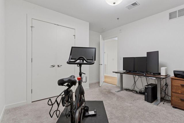 1240 S 2nd Street 221, Minneapolis, MN 55415