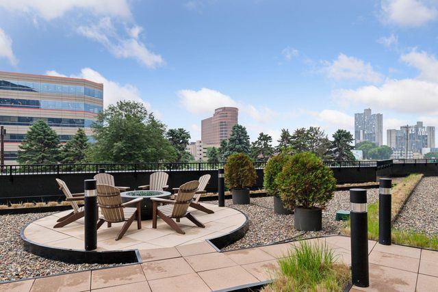 1240 S 2nd Street 221, Minneapolis, MN 55415