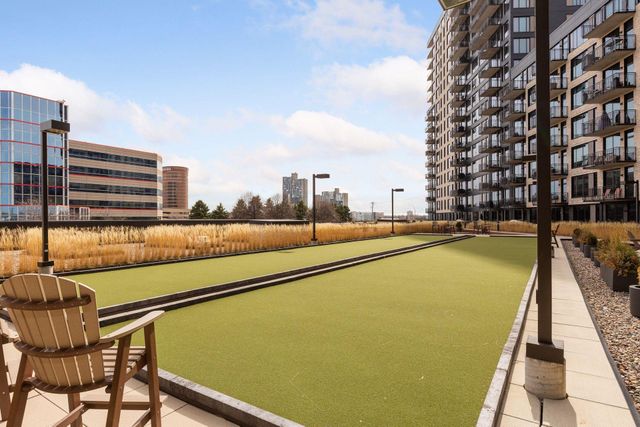 1240 S 2nd Street 221, Minneapolis, MN 55415