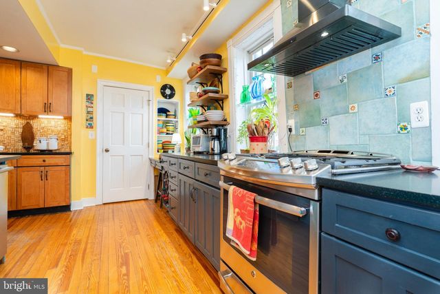 307 W GERMAN ST, Shepherdstown, WV 25443