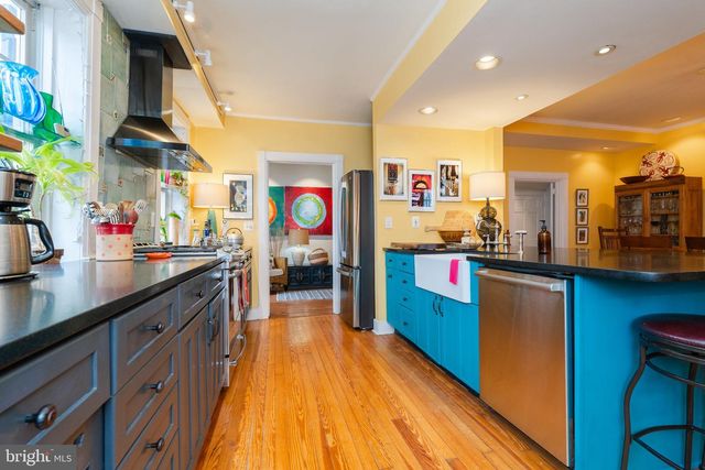 307 W GERMAN ST, Shepherdstown, WV 25443