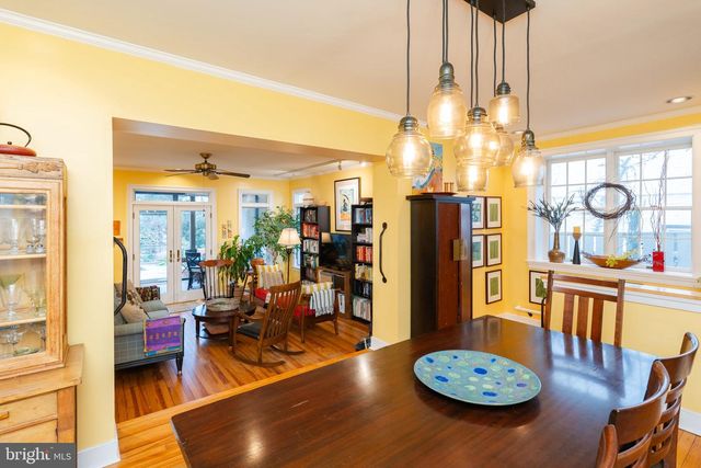 307 W GERMAN ST, Shepherdstown, WV 25443