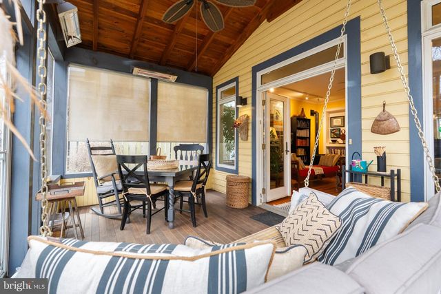 307 W GERMAN ST, Shepherdstown, WV 25443