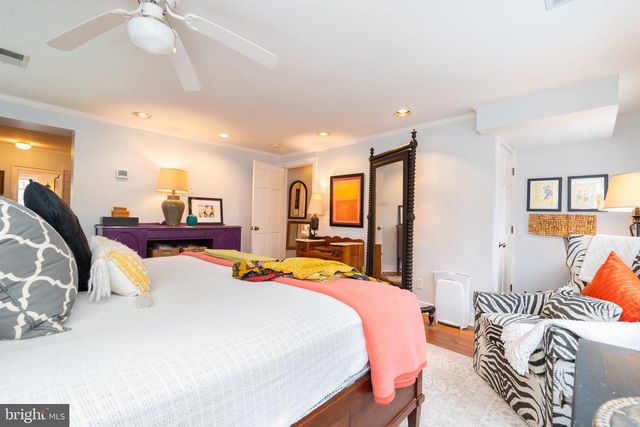 307 W GERMAN ST, Shepherdstown, WV 25443