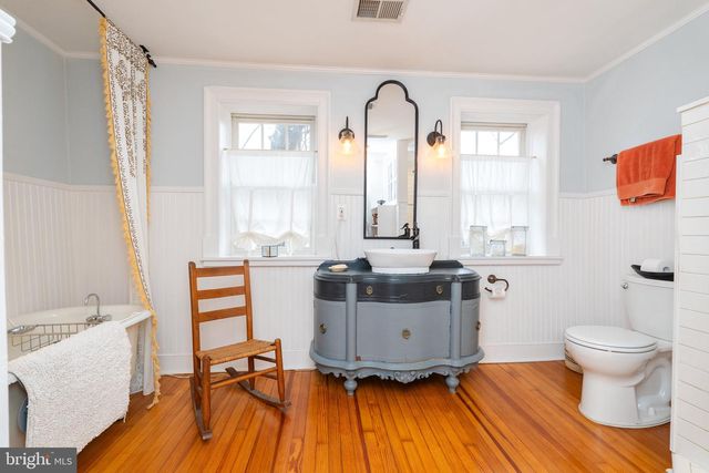 307 W GERMAN ST, Shepherdstown, WV 25443