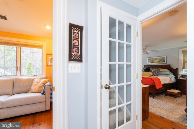 307 W GERMAN ST, Shepherdstown, WV 25443