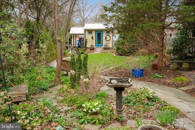 307 W GERMAN ST, Shepherdstown, WV 25443