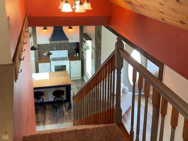 15241 E Jackson Road, Hope, IN 47246