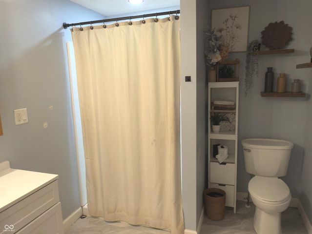 15241 E Jackson Road, Hope, IN 47246