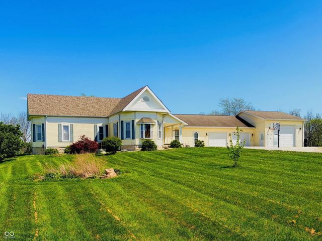 15241 E Jackson Road, Hope, IN 47246