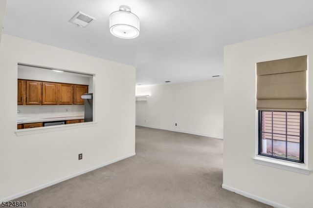 11 Cindy Ct, Lebanon Boro, NJ 08833