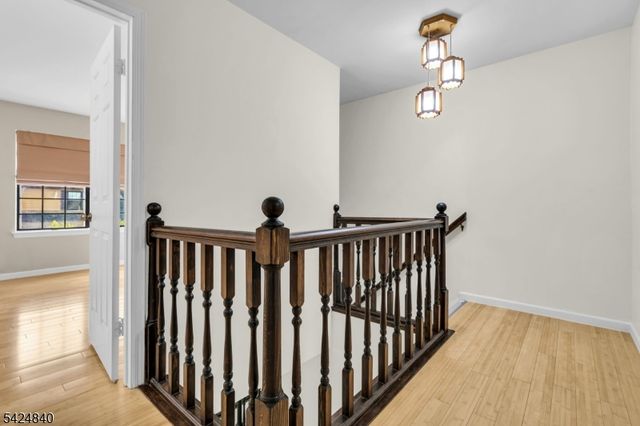 11 Cindy Ct, Lebanon Boro, NJ 08833