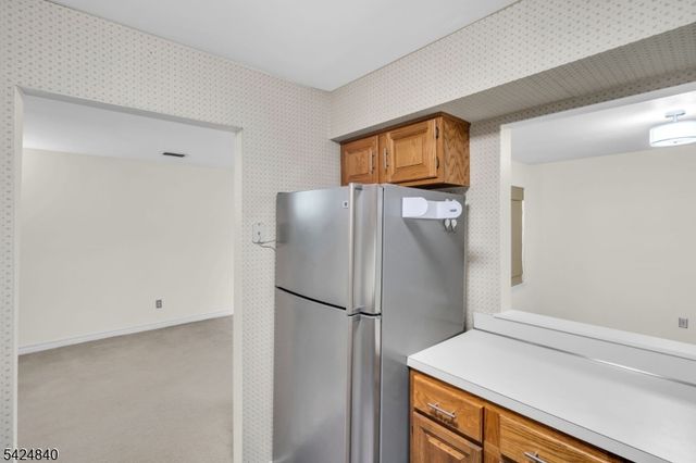 11 Cindy Ct, Lebanon Boro, NJ 08833