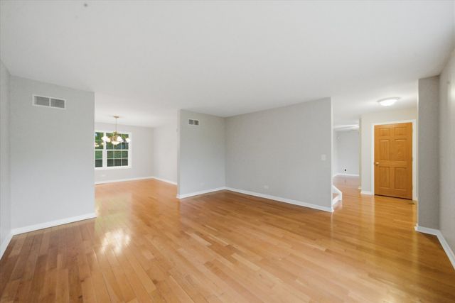 473 Delaware Circle, Bolingbrook, IL 60440