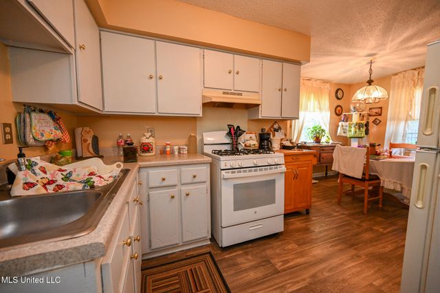 2895 Valleybrook Road, Horn Lake, MS 38637