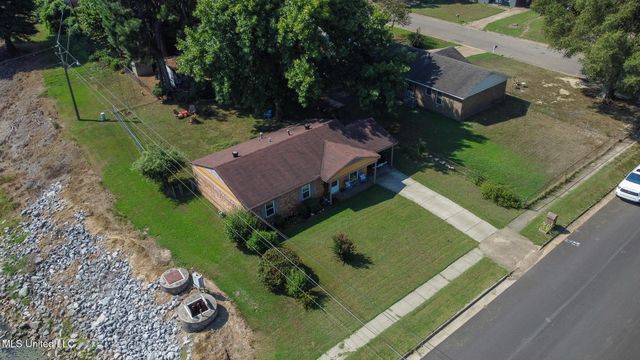2895 Valleybrook Road, Horn Lake, MS 38637