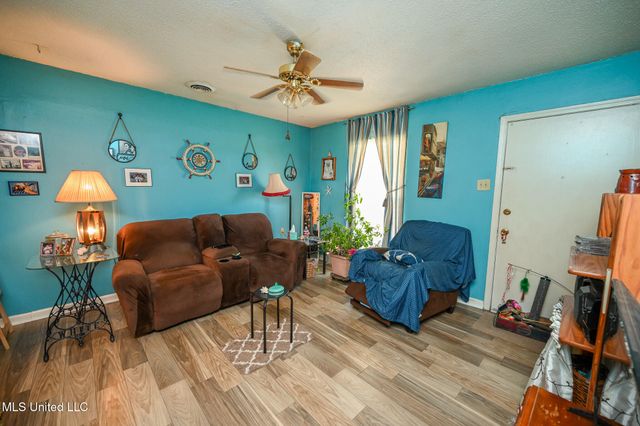 2895 Valleybrook Road, Horn Lake, MS 38637