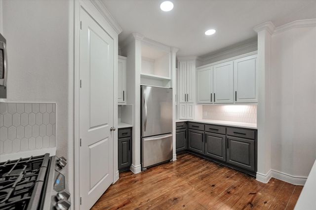 119 Capetown Lane, Conroe, TX 77356