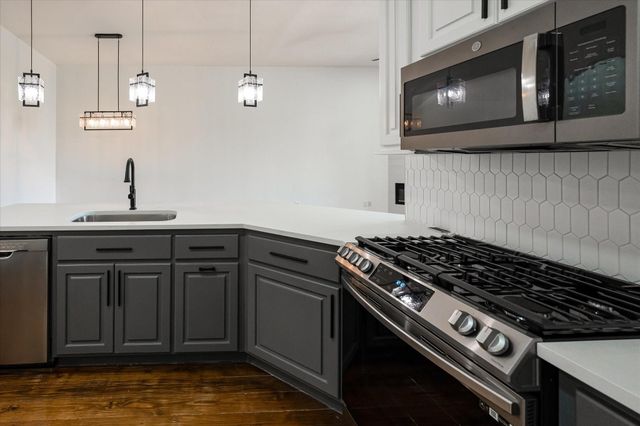 119 Capetown Lane, Conroe, TX 77356