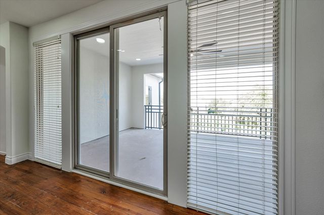 119 Capetown Lane, Conroe, TX 77356