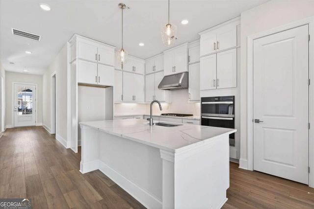 199 Vinca Circle NW, Kennesaw, GA 30144