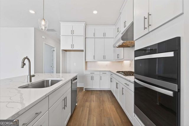 199 Vinca Circle NW, Kennesaw, GA 30144