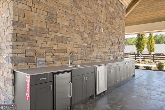 199 Vinca Circle NW, Kennesaw, GA 30144