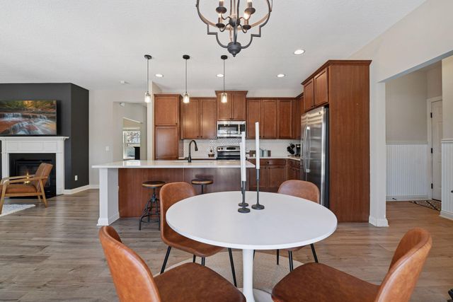 260 Liberty Heights Drive, Chaska, MN 55318