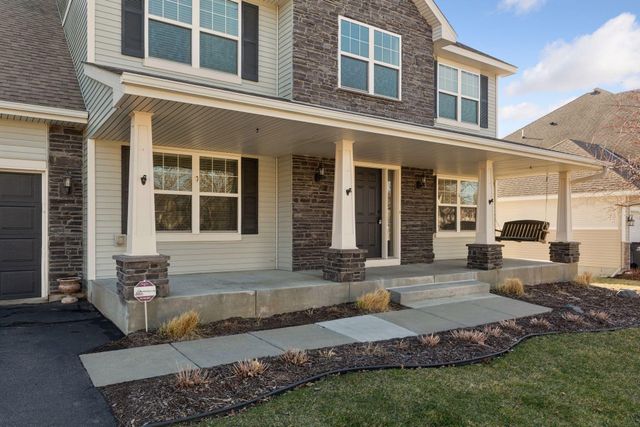 260 Liberty Heights Drive, Chaska, MN 55318