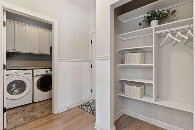 260 Liberty Heights Drive, Chaska, MN 55318