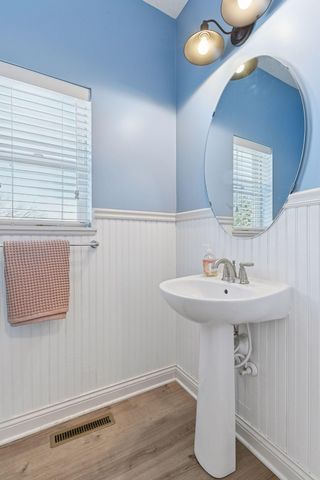 260 Liberty Heights Drive, Chaska, MN 55318