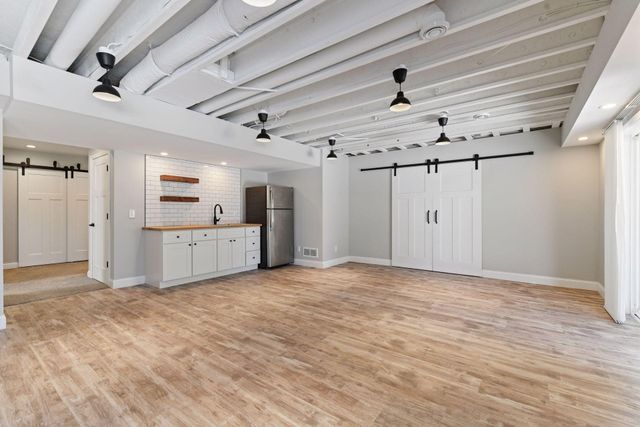 260 Liberty Heights Drive, Chaska, MN 55318