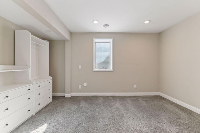 260 Liberty Heights Drive, Chaska, MN 55318