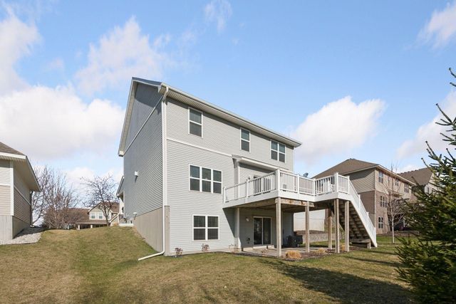 260 Liberty Heights Drive, Chaska, MN 55318