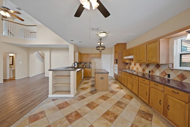 2513 Pecan Meadow Drive, Garland, TX 75040