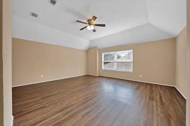 2513 Pecan Meadow Drive, Garland, TX 75040