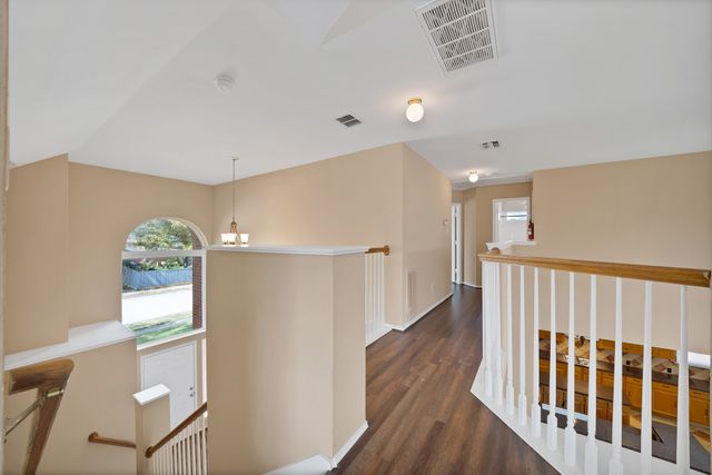 2513 Pecan Meadow Drive, Garland, TX 75040