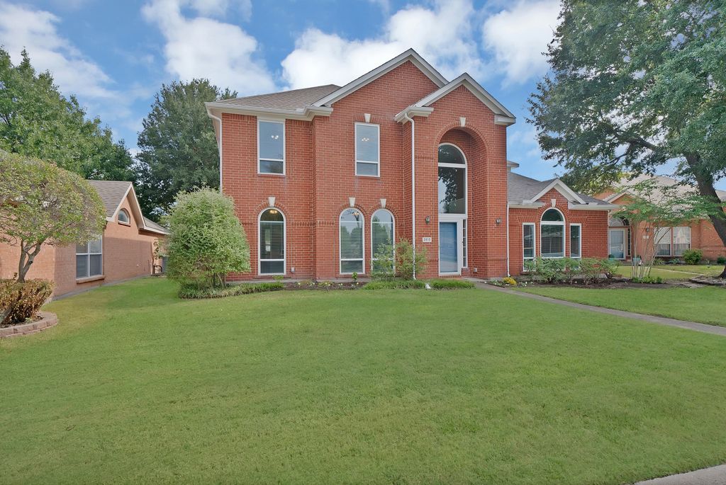 2513 Pecan Meadow Drive, Garland, TX 75040