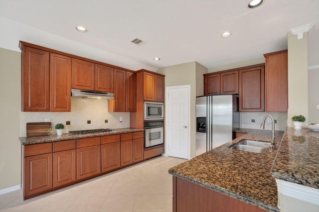 11622 Cedarvale Lane, Tomball, TX 77377