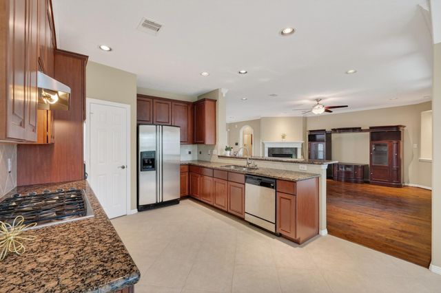 11622 Cedarvale Lane, Tomball, TX 77377