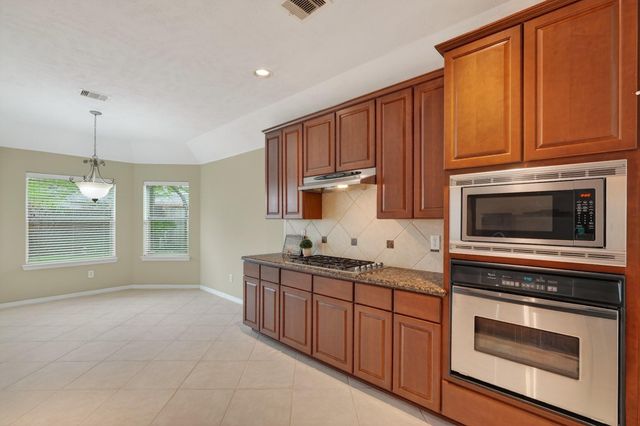 11622 Cedarvale Lane, Tomball, TX 77377