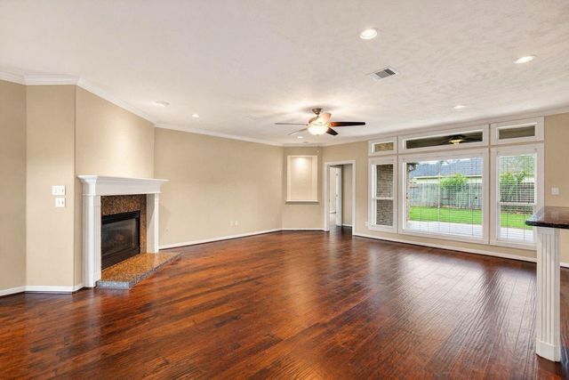 11622 Cedarvale Lane, Tomball, TX 77377