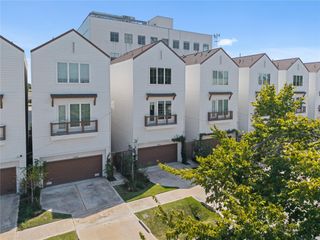 2532 Ohsfeldt Street, Houston, TX 77008