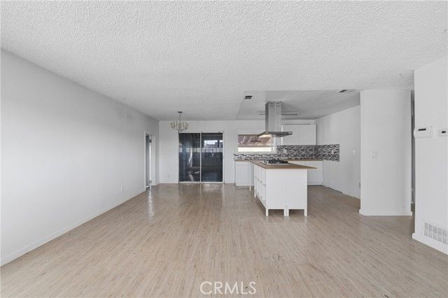 8912 S Fir, Los Angeles, CA 90002