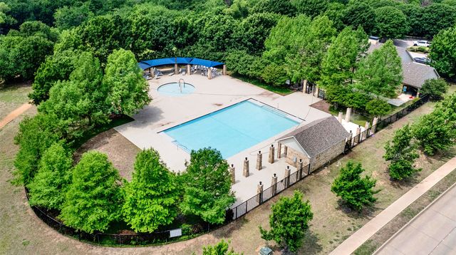 1412 Hawk Valley Drive, Little Elm, TX 75068