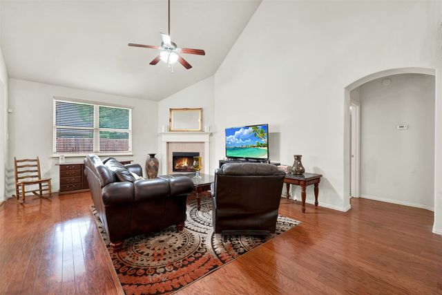 1412 Hawk Valley Drive, Little Elm, TX 75068