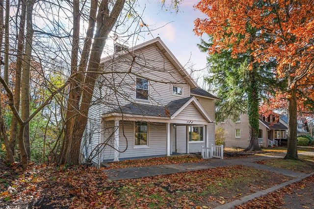 928 Washington Ave, Oakmont, PA 15139