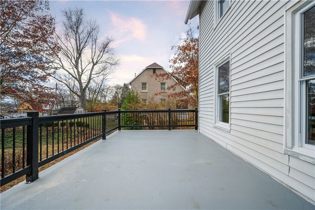 928 Washington Ave, Oakmont, PA 15139